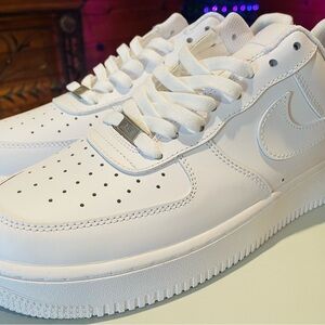 Nike Air Force 1 Triple White Sneakers